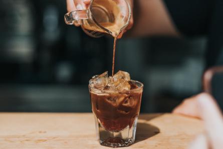 Espresso con hielo